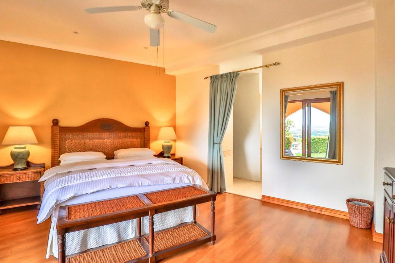 Apricot Gardens Guesthouse Gordonʼs Bay Dış mekan fotoğraf